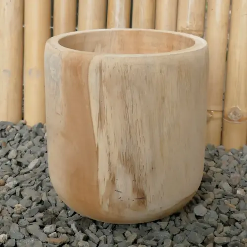 Product image of the product “Pot made of teak wood with 20cm diameter, 21cm height, and 18cm depth ”